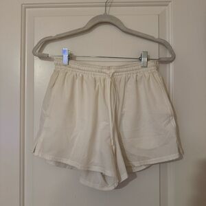 Lululemon Off-White Running Shorts with Side Pockets